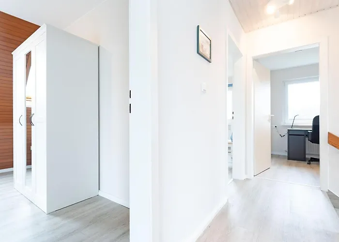 Semesterbostad Haus Vera *